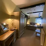 The Sun Boutique And Lounge Zajazd