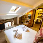 Zajazd The Sun Boutique And Lounge 4*